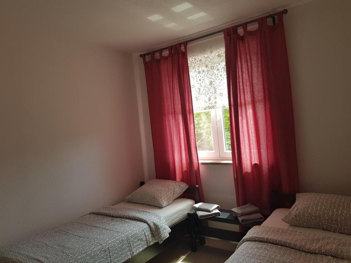 Apartmani Vrdoljak Malinska Exterior foto